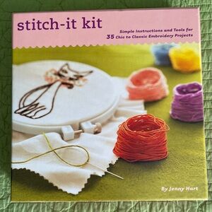 STITCH-IT-KIT BY JENNY HART - 35 CHIC EMBROIDERY PROJECTS - STARTER KIT - NIB!